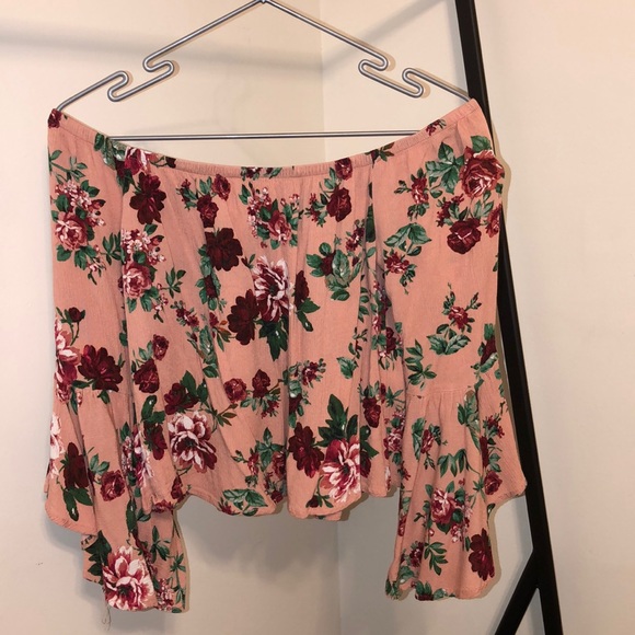 forever 21 floral off the shoulder top - Picture 2 of 3